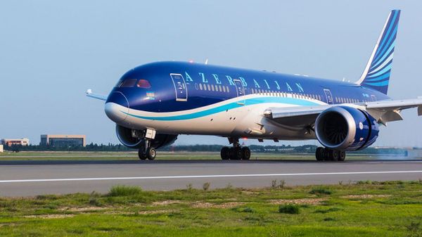 Самолет AZAL Самолет AZAL - Sputnik Азербайджан