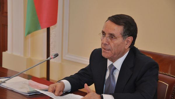 Премьер-министр Нoвруз Мамедов в ходе заседания Кабинета Министров Азербайджанской Республики. Баку, 19 октября 2018 года - Sputnik Азербайджан