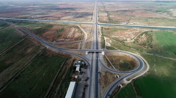 Часть Гарагаджы-Бахрамтепе автомобильной дороги Мингячевир-Бахрамтепе - Sputnik Азербайджан