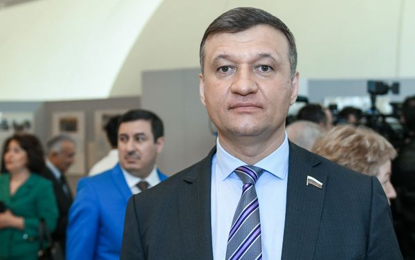 Депутат Госдумы РФ Дмитрий Савельев - Sputnik Азербайджан
