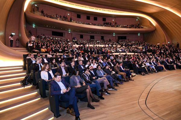 Global Influencer Day в рамках Недели инноваций в Баку - Sputnik Азербайджан