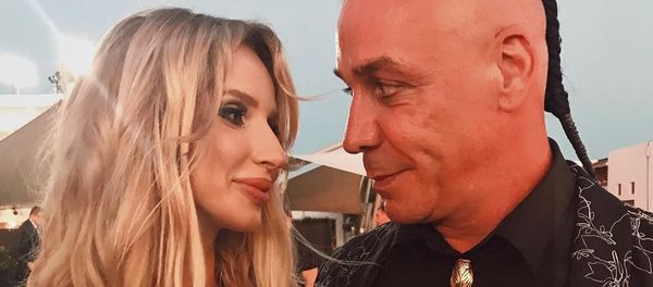 Певица Светлана Лобода вместе с лидером группы Rammstein Тиллем Линдеманном  - Sputnik Азербайджан