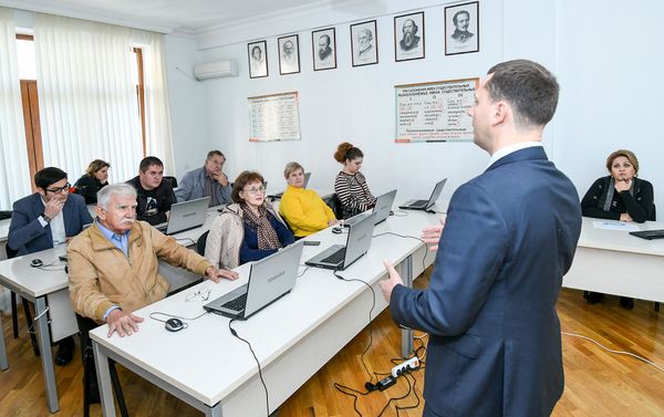 Большой этнографический диктант в российском информационно-культурном центре в Баку - Sputnik Азербайджан