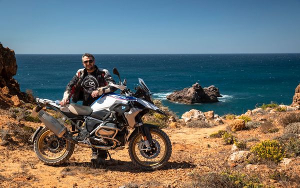 Новый мотоцикл R1250GS компании BMW - Sputnik Азербайджан