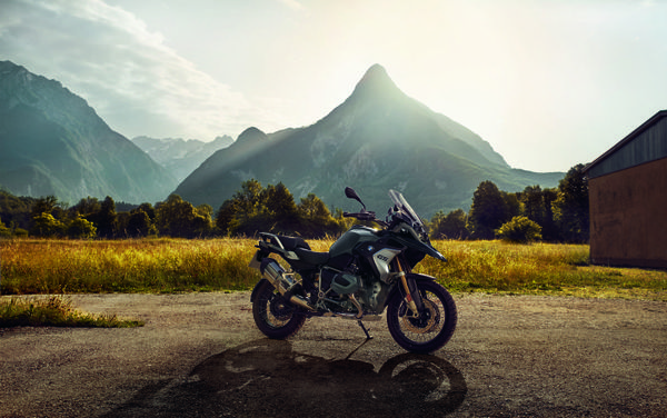 Новый мотоцикл R1250GS компании BMW - Sputnik Азербайджан