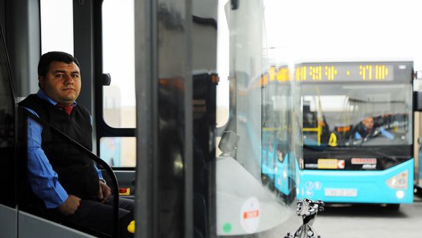 Новые пассажирские автобусы - Sputnik Азербайджан