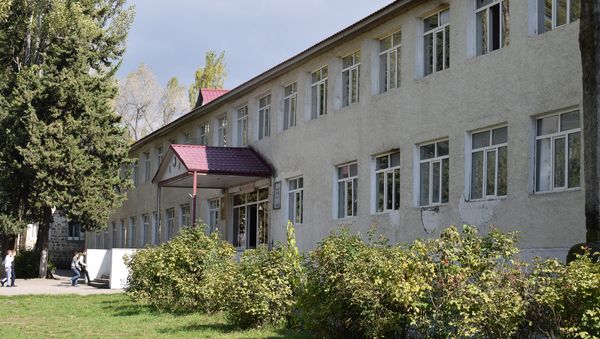 Mirzə Fətəli Axundov adına 1 saylı tam orta məktəb - Sputnik Азербайджан