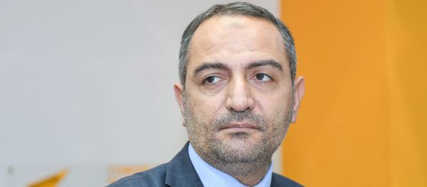 Председатель ОО Изучение экономических ресурсов Руслан Атакишиев - Sputnik Азербайджан