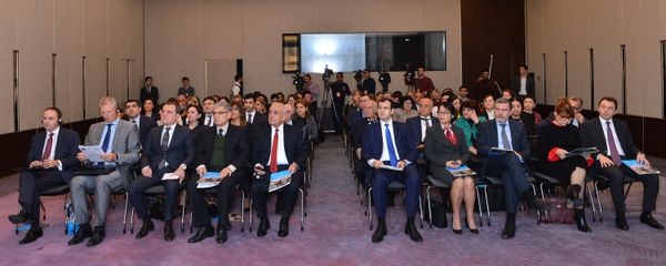 Участники презентации проекта Расширение инклюзивного образования для детей с инвалидностью в Азербайджане - Sputnik Азербайджан