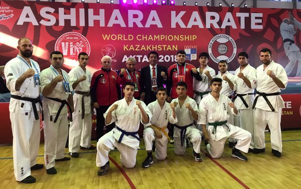 Азербайджанские каратисты стали победителями чемпионата мира по карате Ашихара, который прошел в Казахстанском городе Актау - Sputnik Азербайджан