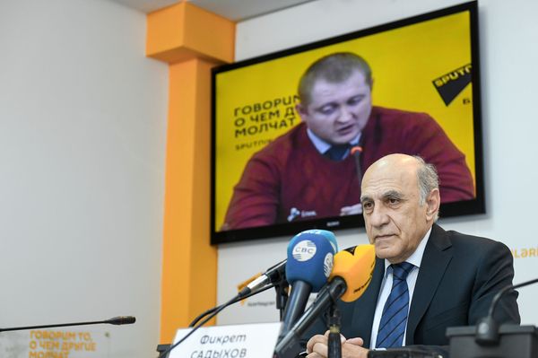 Видеомост Баку-Минск в  мультимедийном пресс-центре Sputnik Азербайджан - Sputnik Азербайджан
