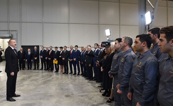 Заводы, фабрика, вокзал: хроника визита президента Алиева в Сумгайыт - Sputnik Азербайджан