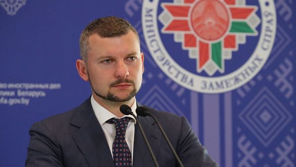 Начальник управления информации и цифровой дипломатии (пресс-секретарь) МИД Анатолий Глаз - Sputnik Азербайджан