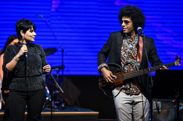 Концерт jAzzeri Bands & Art на сцене Дворца имени Гейдара Алиева - Sputnik Азербайджан