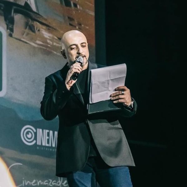 Холостой — не значит одинокий: Агиль М. Гулиев научит мужчин, как заинтересовать женщин - Sputnik Азербайджан