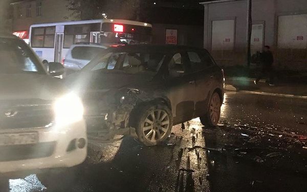 Цепная авария на Бадамдардском шоссе - Sputnik Азербайджан