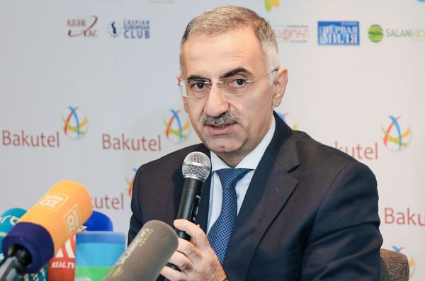 Приятное и полезное: посетители Bakutel смогут выиграть деньги и призы - Sputnik Азербайджан