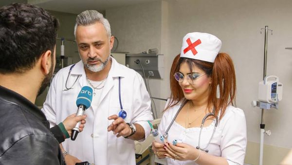 Азербайджанская певица Хатун Алиева и рэпер Рамиль Набран Азербайджанская певица Хатун Алиева и рэпер Рамиль Набран - Sputnik Азербайджан