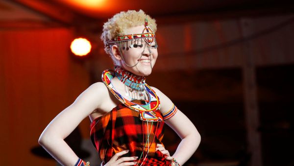 Первый  в мире конкурс красоты для альбиносов Mr. & Miss Albinism East Africa в Кении - Sputnik Азербайджан