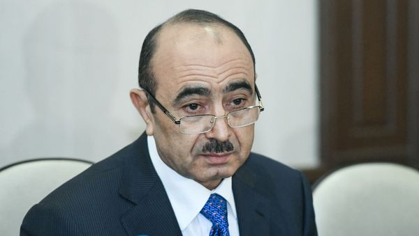 Помощник Президента Азербайджана по общественно-политическим вопросам Али Гасанов - Sputnik Азербайджан