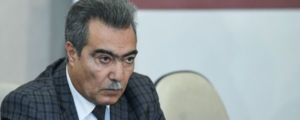 Kütləvi İnformasiya Vasitələrinin İnkişafına Dövlət Dəstəyi Fondunun sədri Vüqar Səfərli - Sputnik Азербайджан