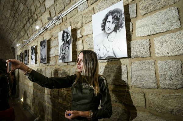 Фотовыставка Красивое отцовство в галерее Art Tower Фотовыставка Красивое отцовство в галерее Art Tower - Sputnik Азербайджан