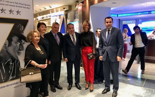 На приеме проведенном посольством Азербайджана в США, состоялась презентация документального фильма Командировка в вечность - Sputnik Азербайджан