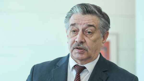 Депутат Милли меджлиса, глава Русской общины в Азербайджана Михаил Забелин - Sputnik Азербайджан
