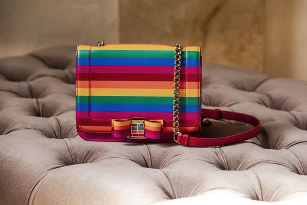 Новогодние чудеса и архивные радости Salvatore Ferragamo  - Sputnik Азербайджан