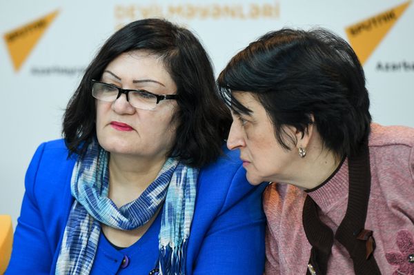 Пресс-конференция на тему Решение проблем женщин-инвалидов в Азербайджане - Sputnik Азербайджан