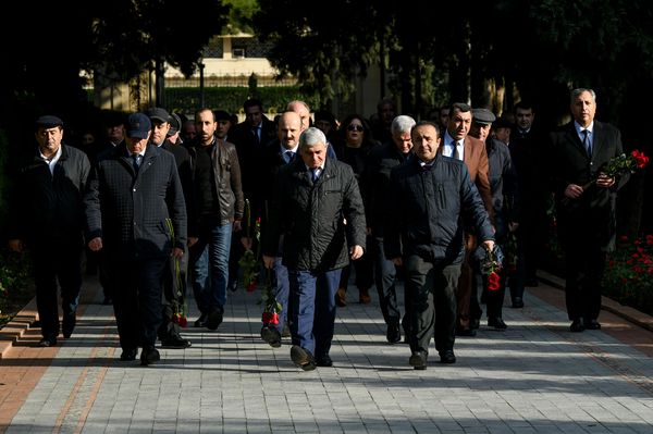 15 лет со дня смерти общенационального лидера Азербайджана Гейдара Алиева - Sputnik Азербайджан