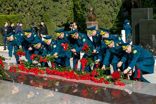 15 лет со дня смерти общенационального лидера Азербайджана Гейдара Алиева - Sputnik Азербайджан