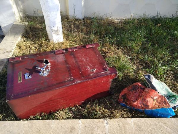 Пустой сейф из Азерпочт и игровые приставки помогли ширванским полицейским - Sputnik Азербайджан