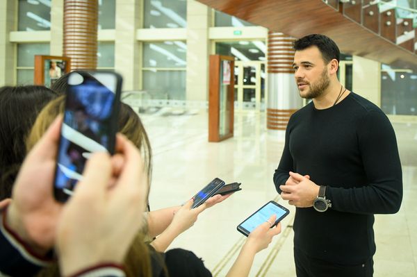 Эмин: всегда готов помочь своим землякам - Sputnik Азербайджан