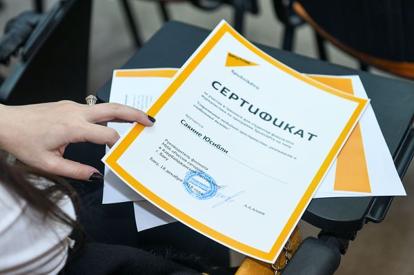 Встреча представителей азербайджанских СМИ с ведущими медиаменеджерами России в рамках образовательного проекта SputnikPro - Sputnik Азербайджан
