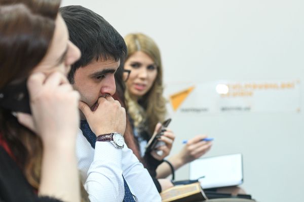 Пресс-конференция посла России в Азербайджане Михаила Бочарникова в мультимедийном пресс-центре Sputnik Азербайджан - Sputnik Азербайджан
