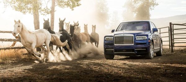 Rolls-Royce Cullinan Rolls-Royce Cullinan - Sputnik Азербайджан