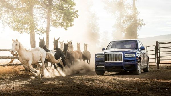 Rolls-Royce Cullinan - Sputnik Азербайджан