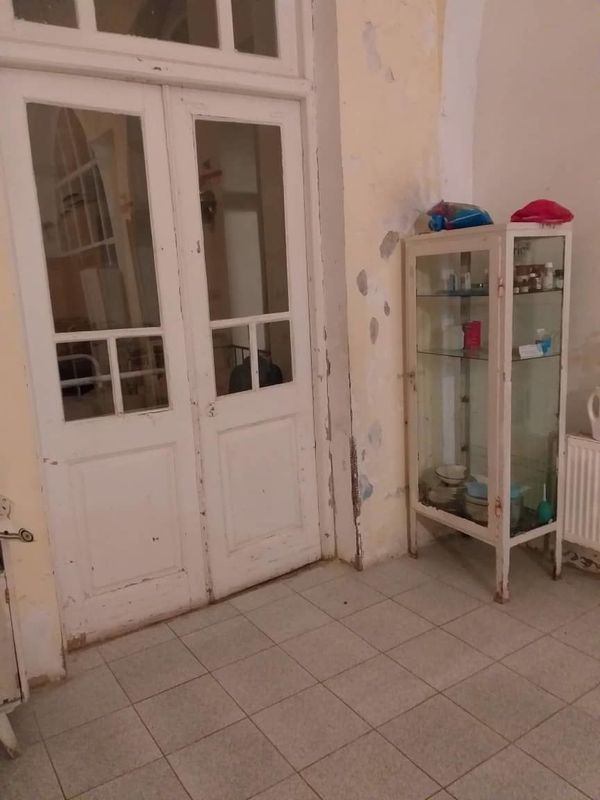 Трудное детство обитателей санатория в Бузовна: студенты засняли, главврач объяснил - Sputnik Азербайджан