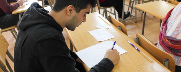 ADU-da payız semestrinin imtahan sessiyası ilə bağlı mediatur keçirilib - Sputnik Азербайджан