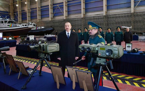 Президент Ильхам Алиев ознакомился с новым пограничным сторожевым кораблем типа Туфан - Sputnik Азербайджан
