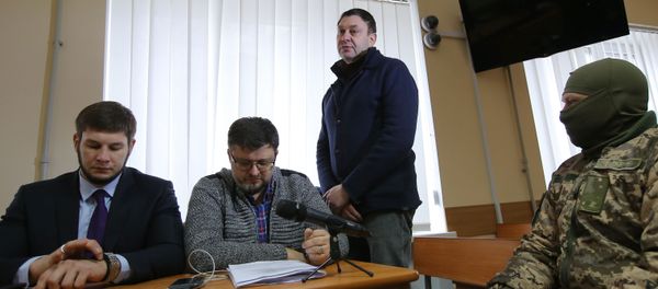 Заседание суда по делу журналиста К. Вышинского в Херсоне - Sputnik Азербайджан