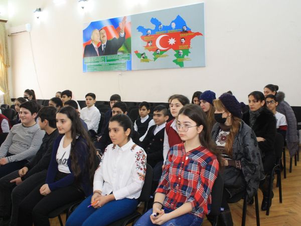 Республиканская олимпиада по русскому языку и литературе Республиканская олимпиада по русскому языку и литературе - Sputnik Азербайджан