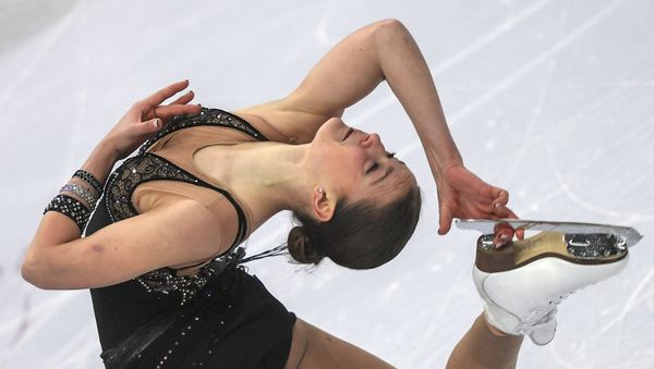 Екатерина Рябова (Азербайджан) выступает в короткой программе женского одиночного катания на чемпионате Европы по фигурному катанию в Минске - Sputnik Азербайджан