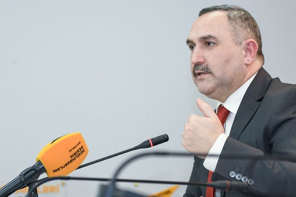 Эксперт в области транспорта председатель общественного объединения гуманитарной поддержки Хаят Азер Аллахверанов - Sputnik Азербайджан