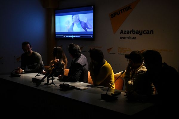 Презентация клипа Не уходи - Sputnik Азербайджан