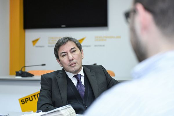 Политолог Ильгар Велизаде - Sputnik Азербайджан