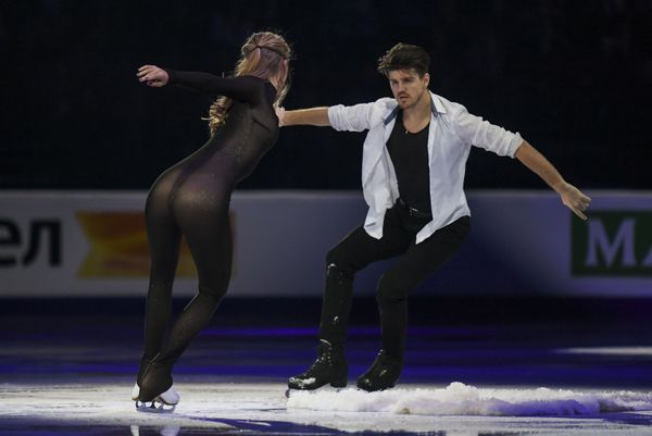 Александра Степанова и Иван Букин во время показательных выступлений на чемпионате Европы по фигурному катанию в Минске - Sputnik Азербайджан