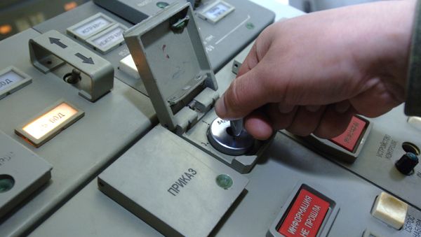 Пульт управления дежурного расчета Ракетных войск стратегического назначения (боевой пост №1) в городе Балабаново - Sputnik Азербайджан