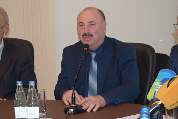 Азербайджанские журналисты представили книгу о российско-азербайджанских отношениях - Sputnik Азербайджан